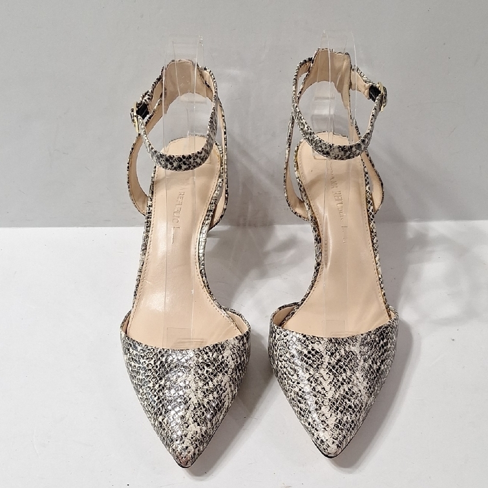 Banana Republic Black Cream Snakeskin Makayla Mid-Heel Pump Heels Size 9.5